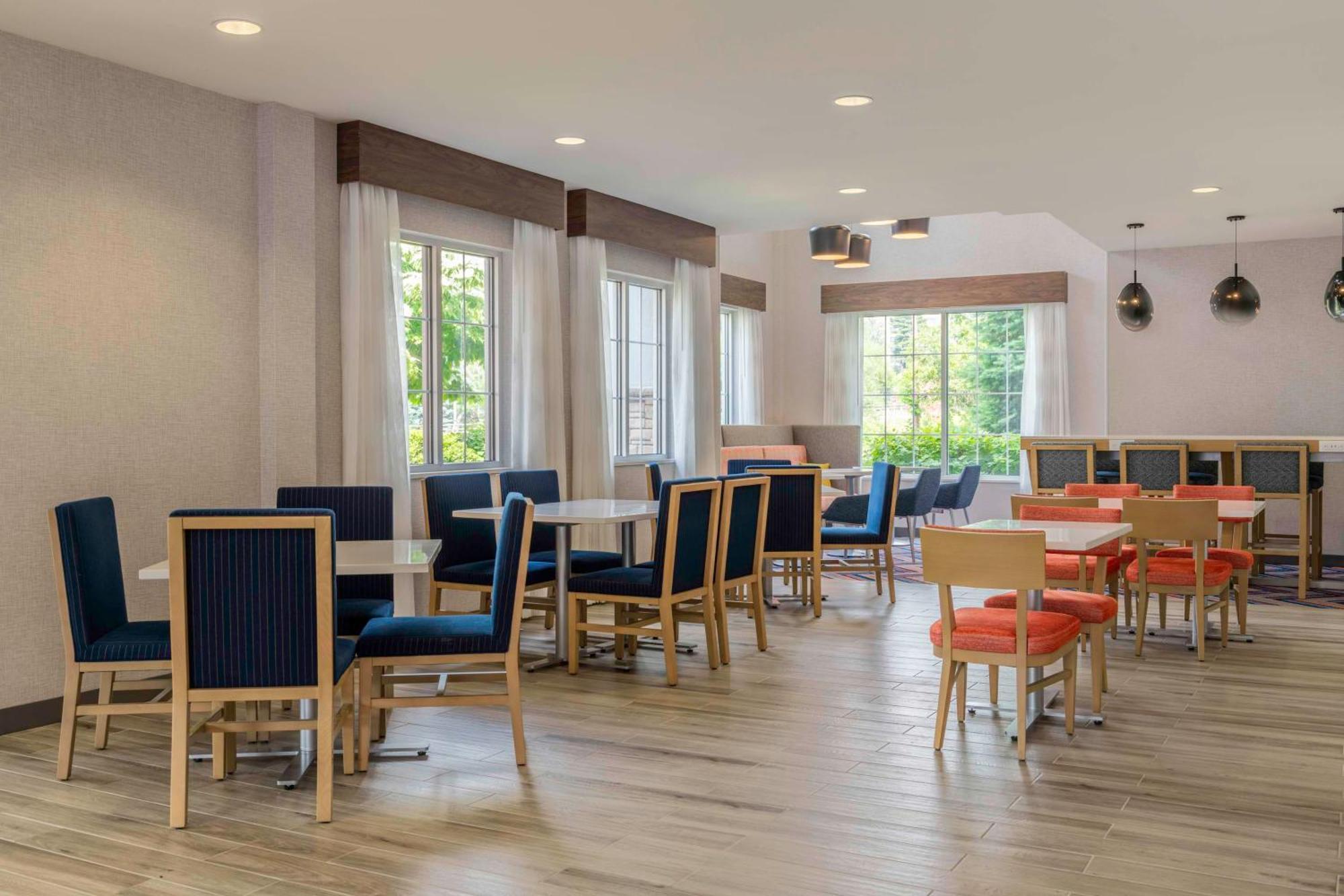Hampton Inn Manchester Downtown Zewnętrze zdjęcie